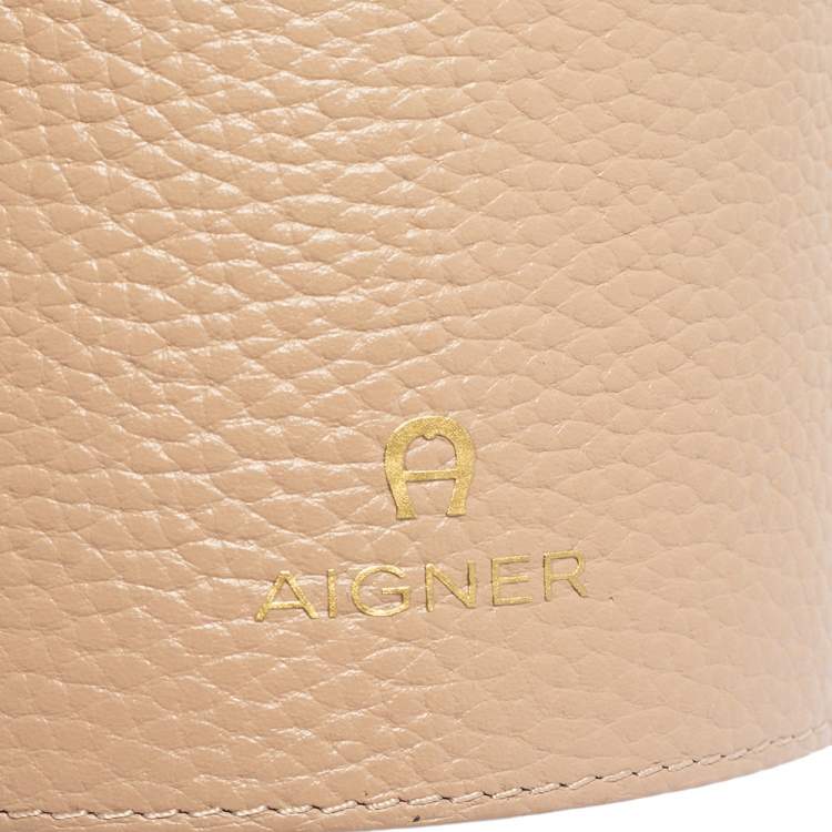 Pre Owned Aigner Beige Leather Box Bag