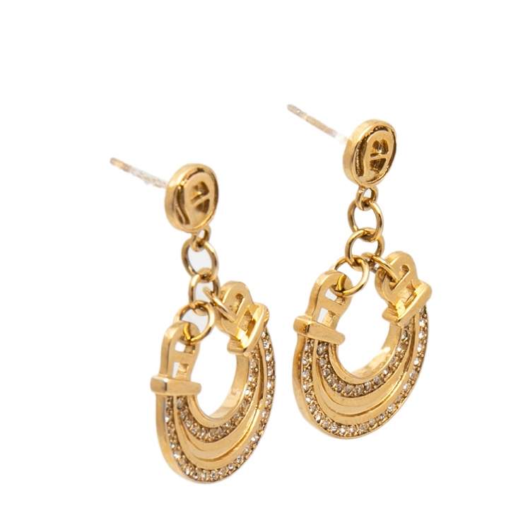 مملوكة مسبقًا Aigner Gold Tone Crystal Studded Logo Necklace & Earrings Set 