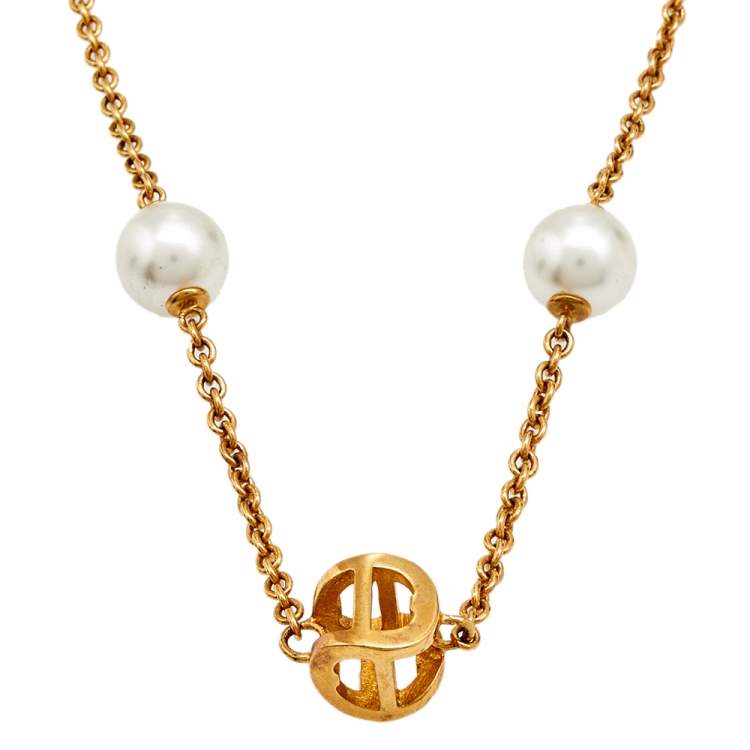 Pre Owned Aigner Logo Bar Faux Pearls Gold Tone Metal Necklace