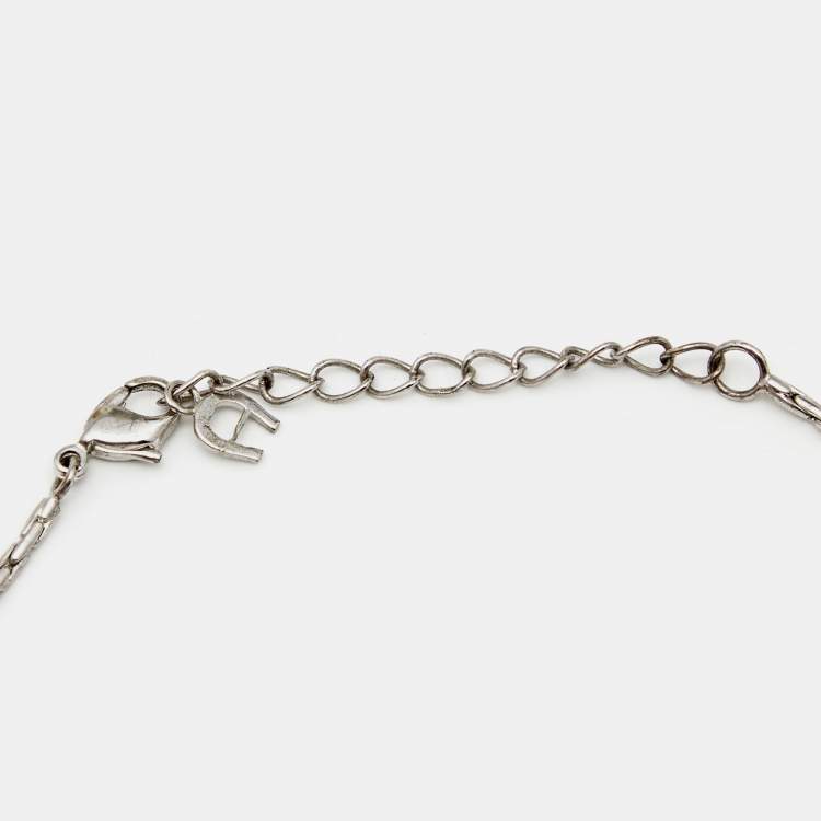 Pre Owned Aigner Silver Tone Round Logo & Horseshoe Charm Chain Necklace 