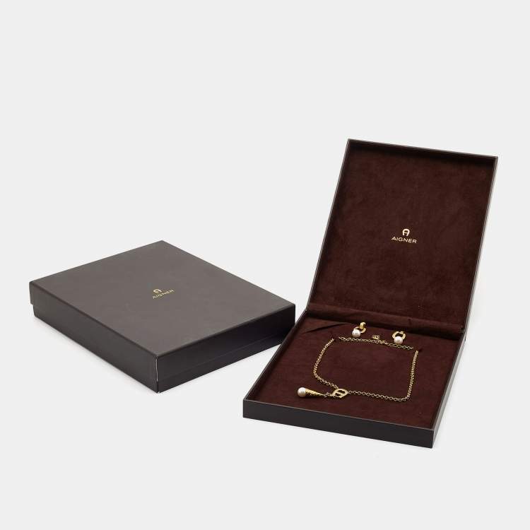 Pre Owned Aigner Crystal Faux Pearl Gold Tone Necklace Set