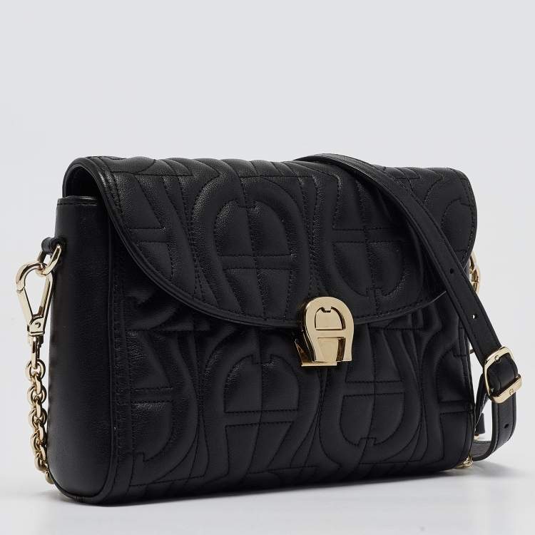 Pre Owned Aigner Black Logo Embossed Leather Pria Chain Shoulder Bag