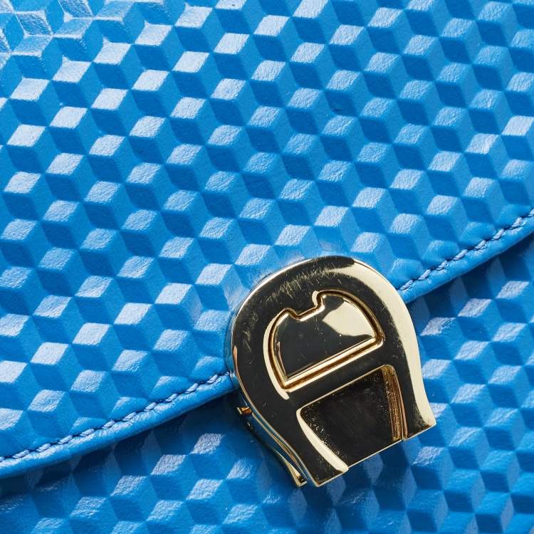 Pre Owned Aigner Blue Textured Leather Genoveva Shoulder Bag 