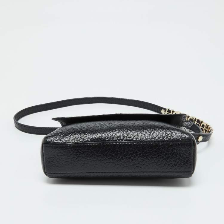 مملوكة مسبقًا Aigner Black Leather Flap Crossbody Bag