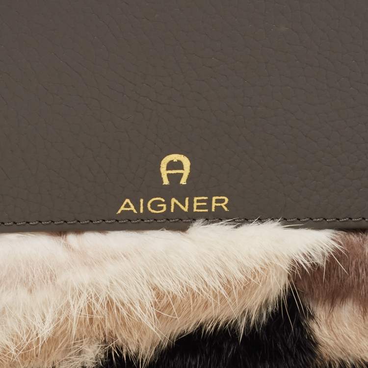 Pre Owned Aigner Grey Faux Fur and Leather Round Wristlet Clutch