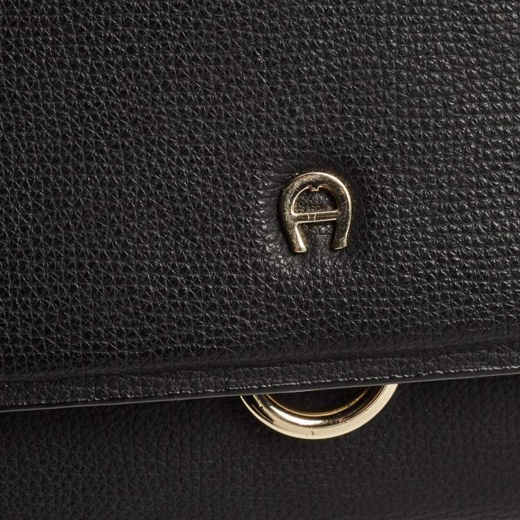 Pre Owned Aigner Black Leather Grazia Shoulder Bag
