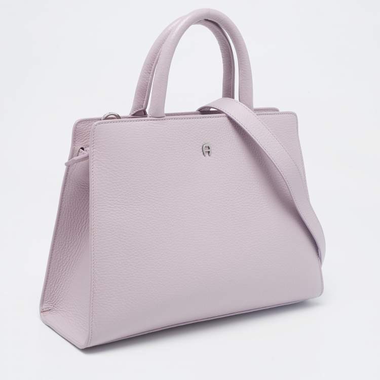 Pre Owned Aigner Light Lilac Leather Cybill Tote