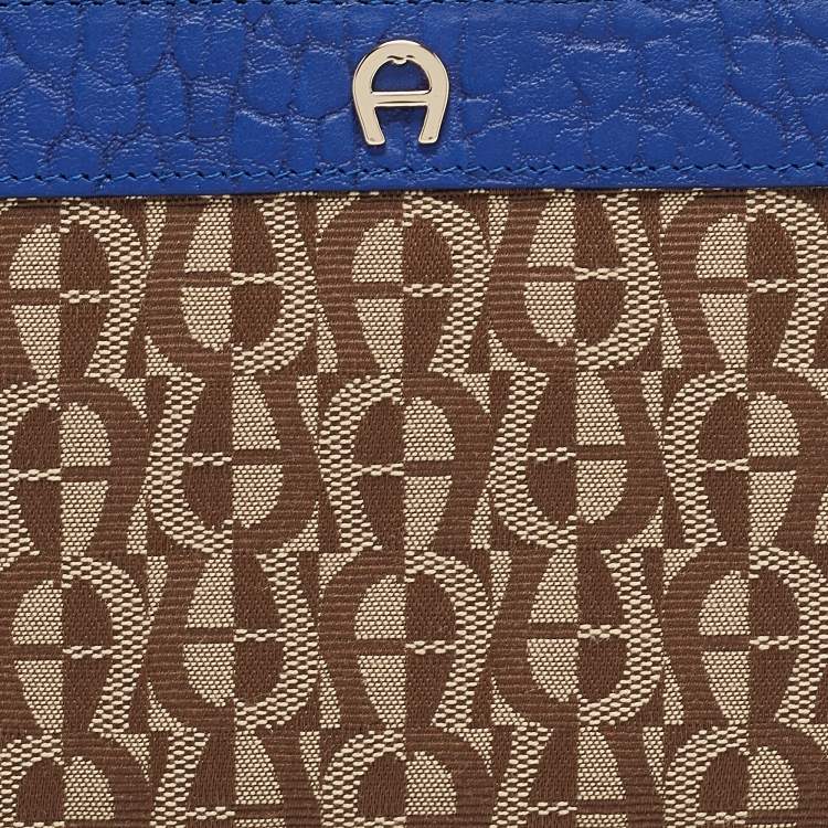 Pre Owned Aigner Beige/Indigo Monogram Canvas and Leather Cavallina assel Continental Wallet