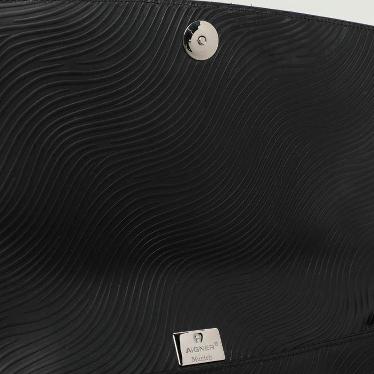 Pre Owned Aigner Black Textured Leather Flap Shoulder Bag
