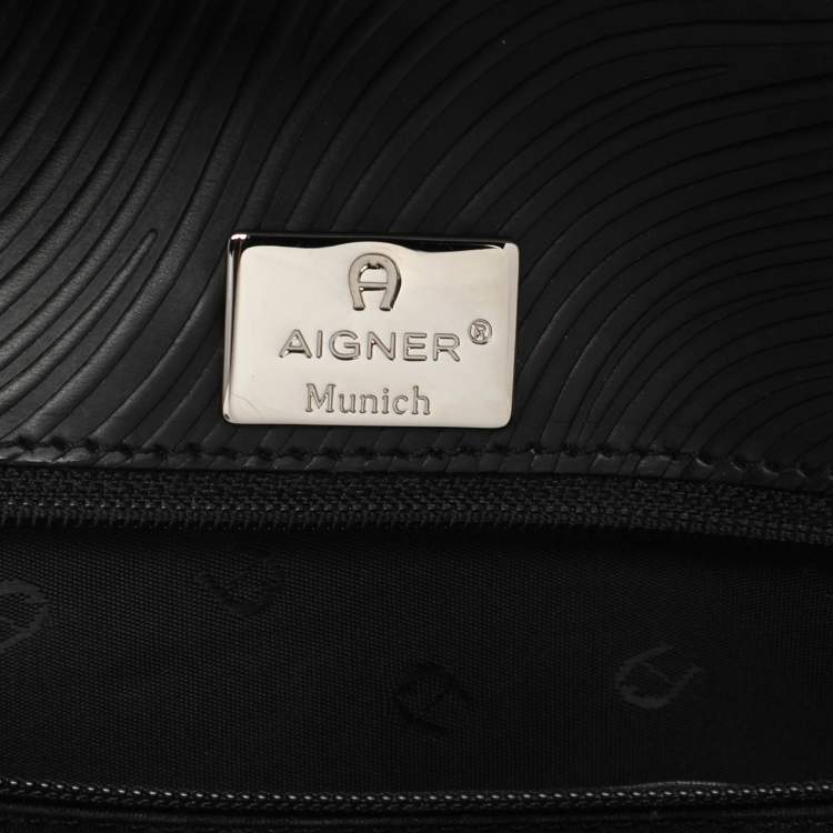 Pre Owned Aigner Black Textured Leather Flap Shoulder Bag