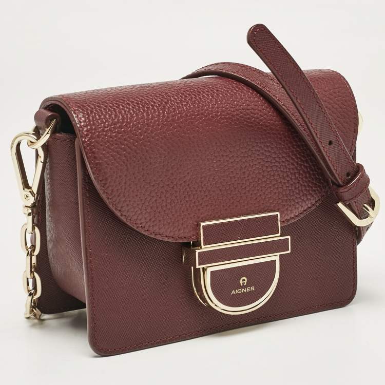 Pre Owned Aigner Burgundy Leather Flap Crossbody Bag