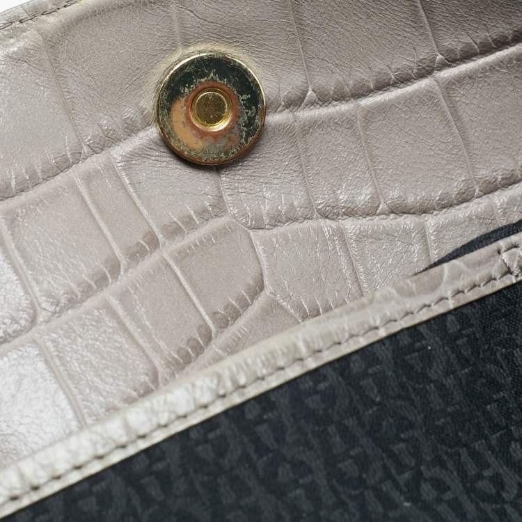 Pre Owned Aigner Grey Croc Embossed Leather Logo Shoulder Bag