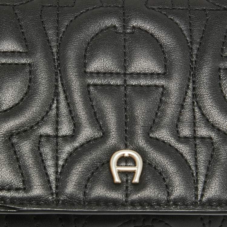 Pre Owned Aigner Black Logo Quilted Leather Continental Wallet