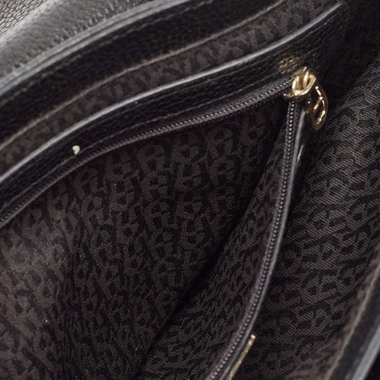 Pre Owned Aigner Black Leather Flap Shoulder Bag