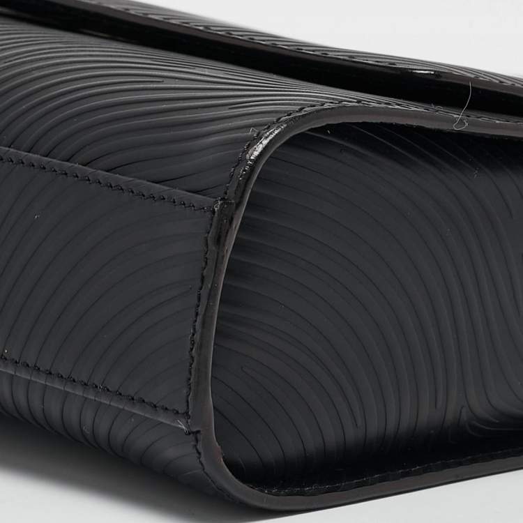 Pre Owned Aigner Black Textured Leather Flap Top Handle Bag