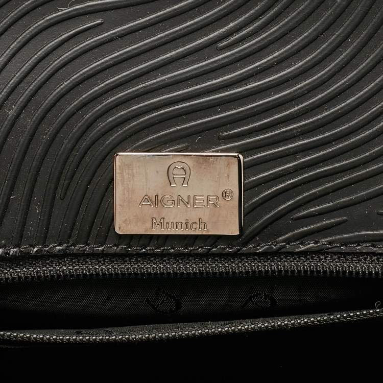 Pre Owned Aigner Black Textured Leather Flap Top Handle Bag