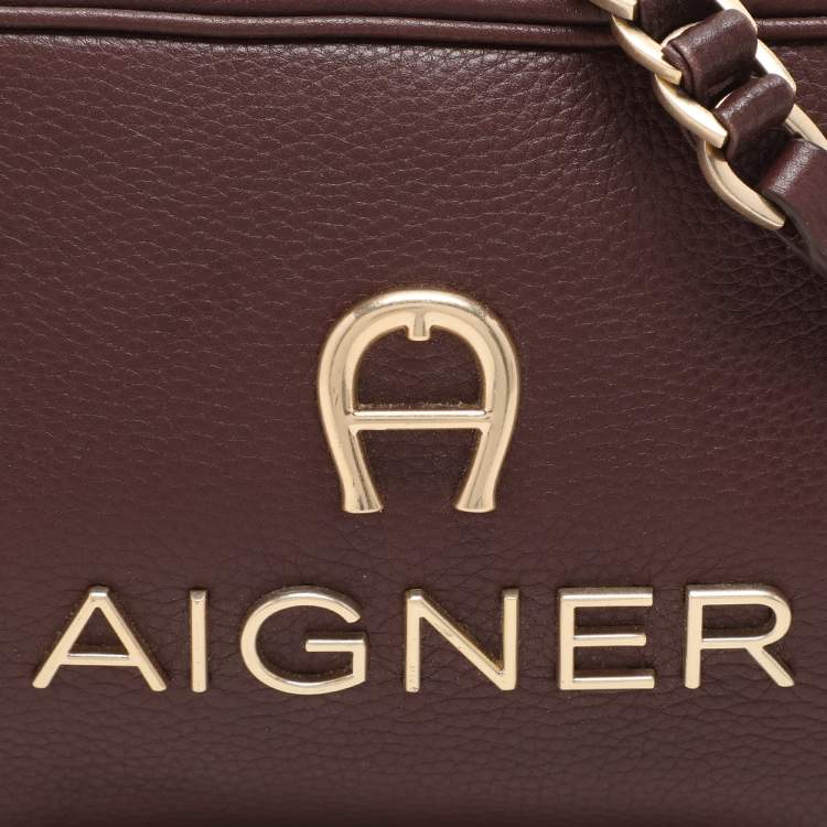 Pre Owned Aigner Burgundy Leather Bombe A Camera Crossbody Bag