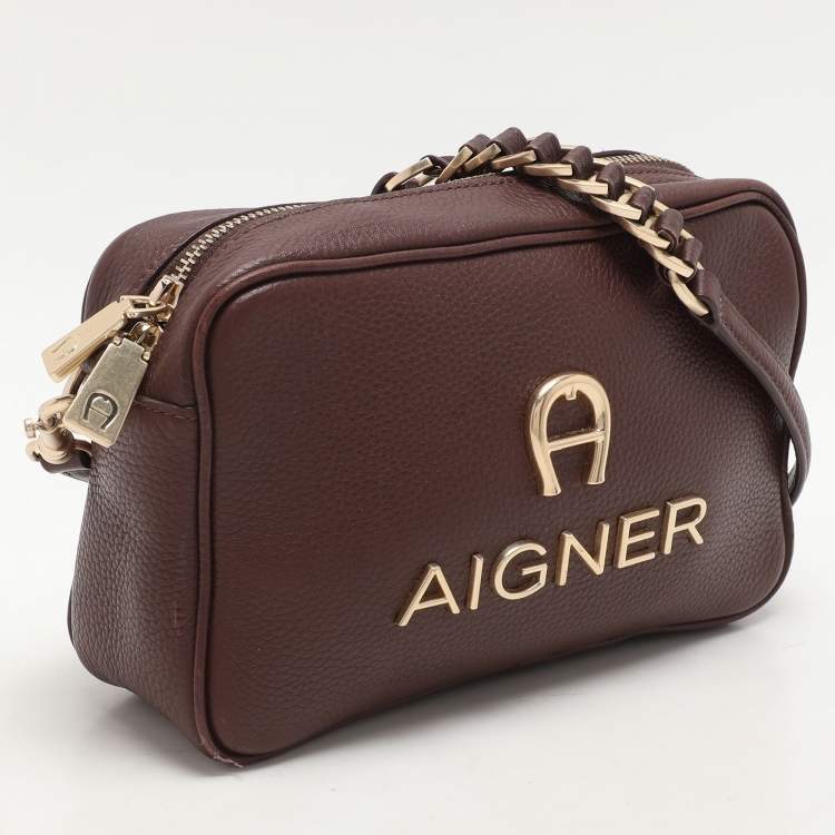 Pre Owned Aigner Burgundy Leather Bombe A Camera Crossbody Bag