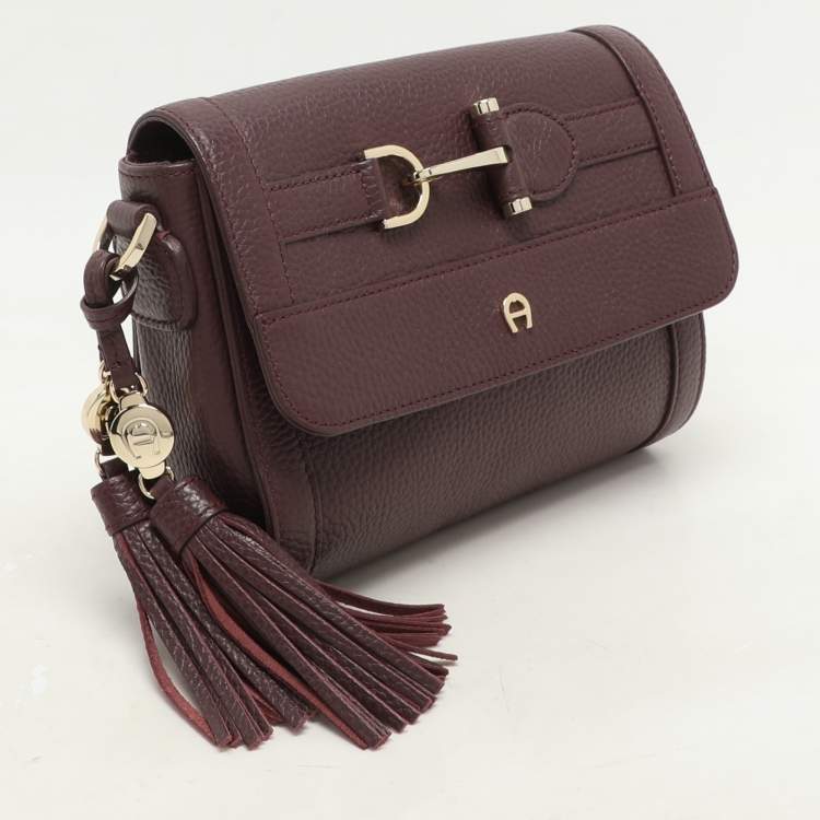 Pre Owned Aigner Burgundy Leather Cavallina Crossbody Bag