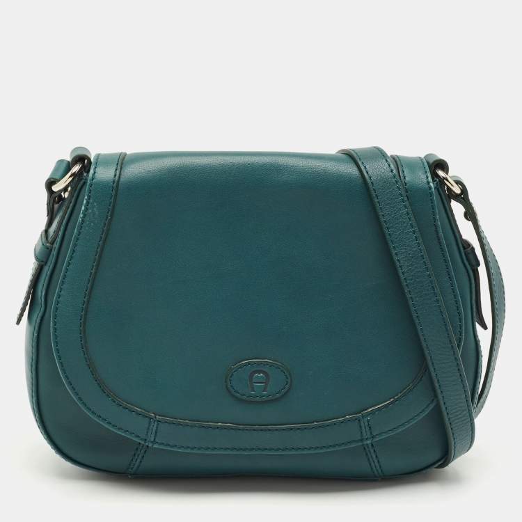 Pre Owned Aigner Green Leather Logo Flap Crossbody Bag