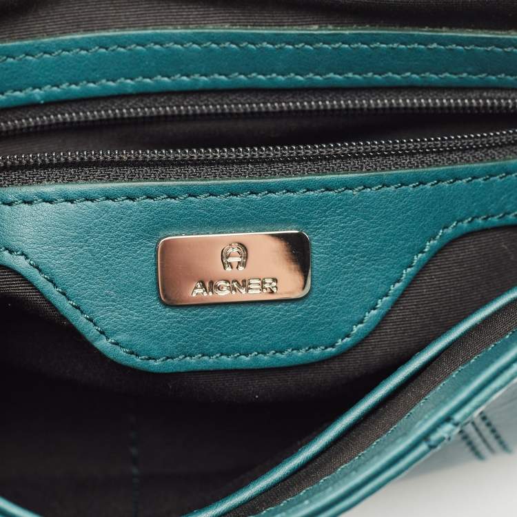 Pre Owned Aigner Green Leather Logo Flap Crossbody Bag