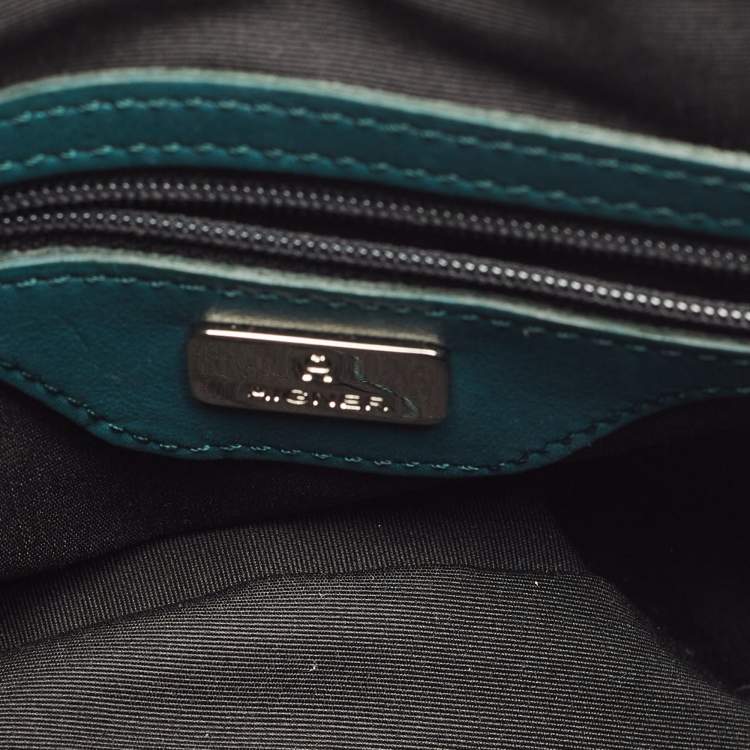 Pre Owned Aigner Green Leather Logo Flap Crossbody Bag