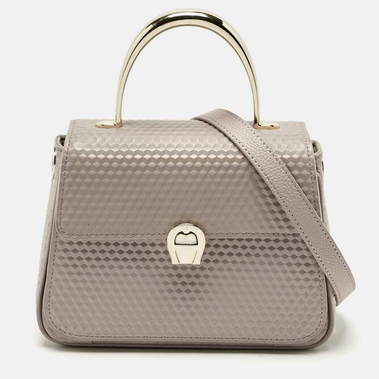 Pre Owned Aigner Old Rose Textured Leather Small Genoveva Top Handle Bag
