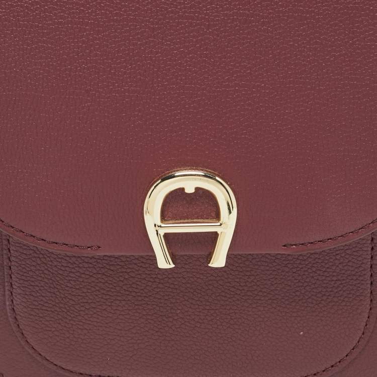 Pre Owned Aigner Burgundy Leather XS Ariana Crossbody Bag