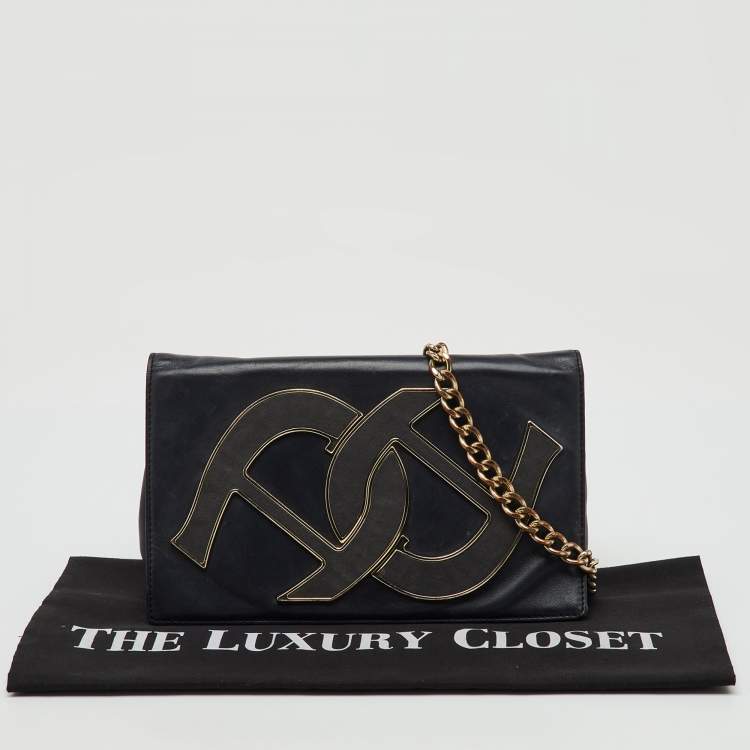 Pre Owned Aigner Black Leather Logo Flap Chain Shoulder Bag