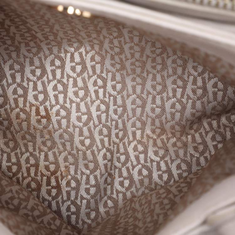 Pre Owned Aigner Off-White Leather Olivia Tote