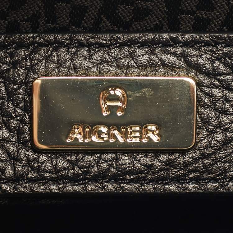 مملوكة مسبقًا Aigner Cavallo Mini Black Leather Shoulder Bag