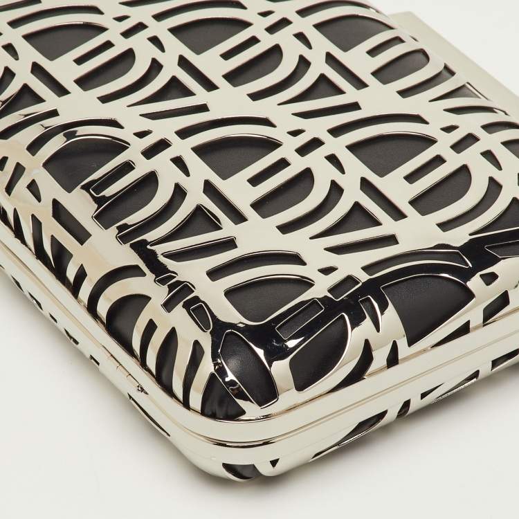 مملوكة مسبقًا Aigner Tesora Black Leather and Metal Cut-Out Minaudiere Chain Clutch