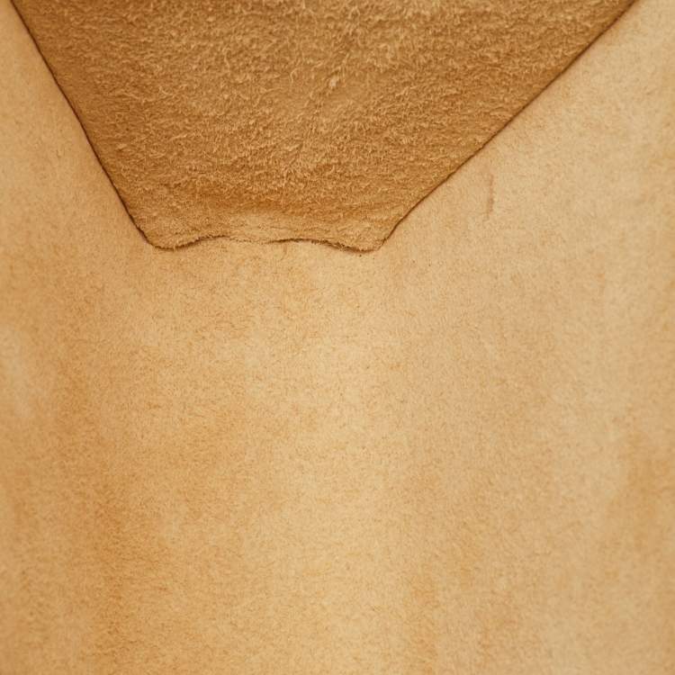 مملوكة مسبقًا Aigner Tesora Black Leather and Metal Cut-Out Minaudiere Chain Clutch