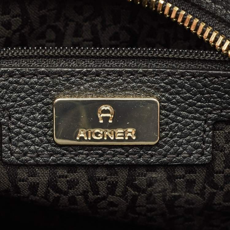 Pre Owned Aigner Carol Brown/Black Signature Coated Canvas Top Handle Bag