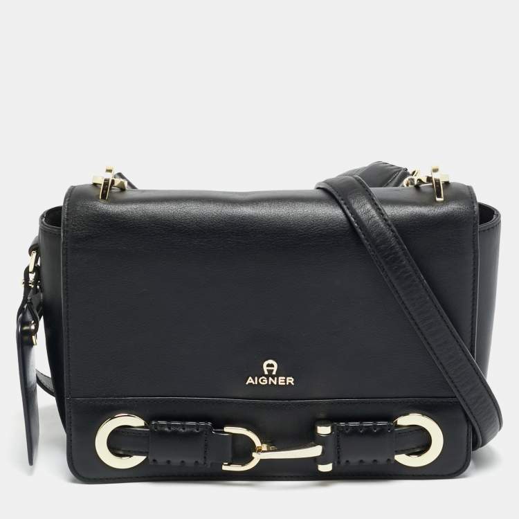 Pre Owned Aigner Black Leather Flap Shoulder Bag