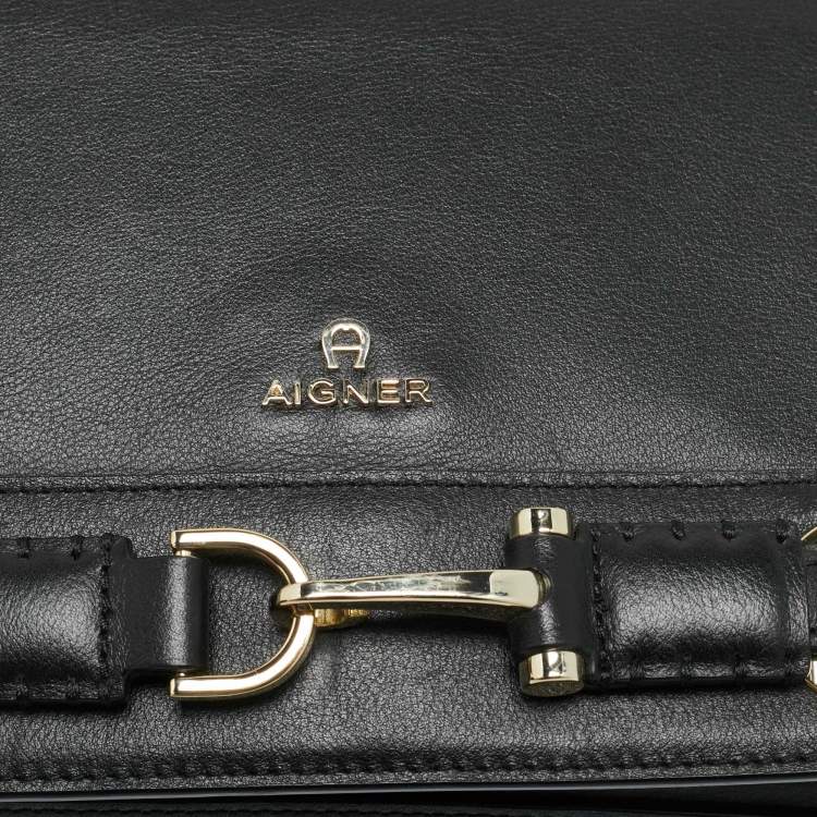 Pre Owned Aigner Black Leather Flap Shoulder Bag