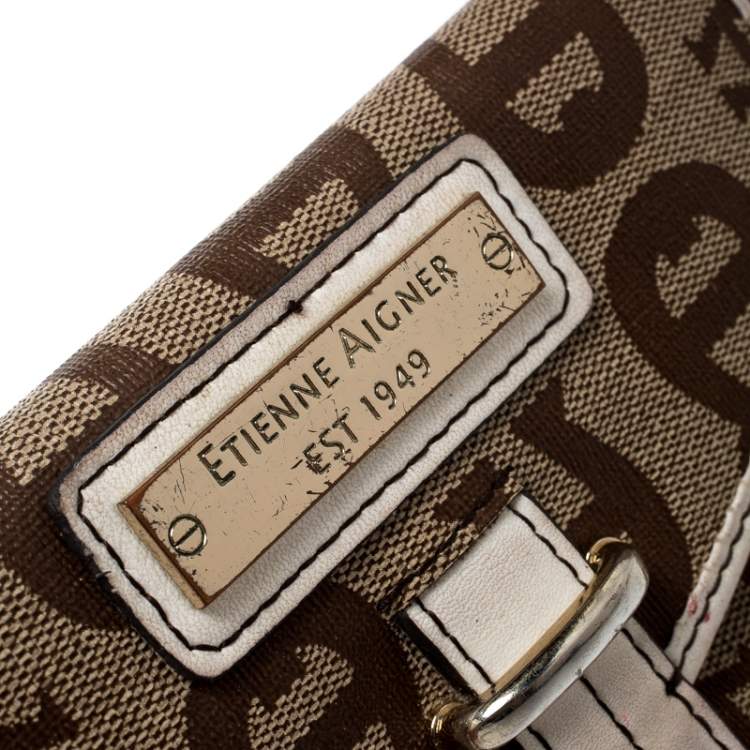 Pre Owned Aigner Beige Signature Coated Canvas Compact Wallet