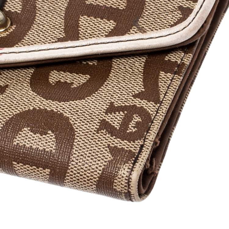 Pre Owned Aigner Beige Signature Coated Canvas Compact Wallet