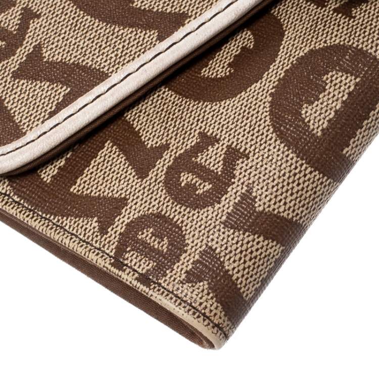 Pre Owned Aigner Beige Signature Coated Canvas Compact Wallet