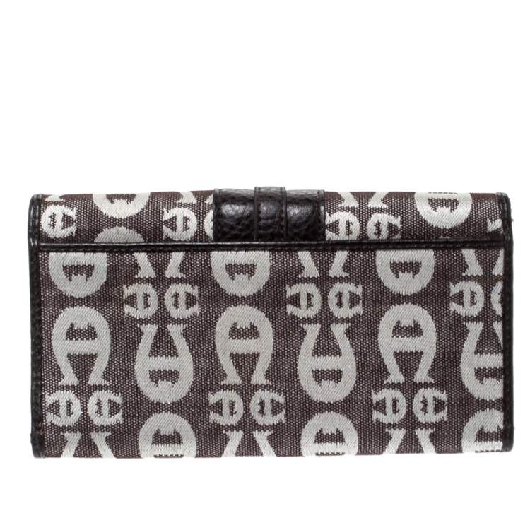 Pre Owned Aigner Brown/White Signature Canvas Continental Flap Wallet