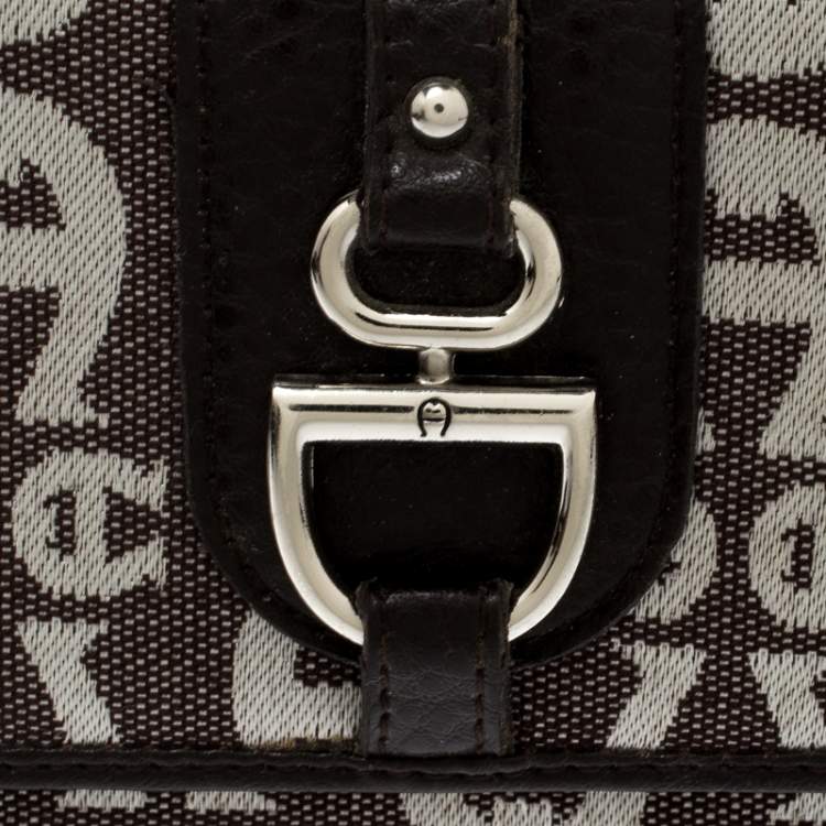 Pre Owned Aigner Brown/White Signature Canvas Continental Flap Wallet