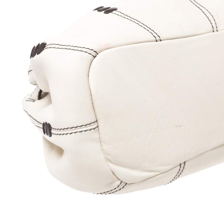 Pre Owned Aigner Off White Leather Buckle Padlock Bag