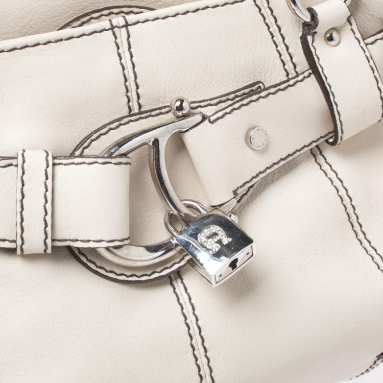 Pre Owned Aigner Off White Leather Buckle Padlock Bag