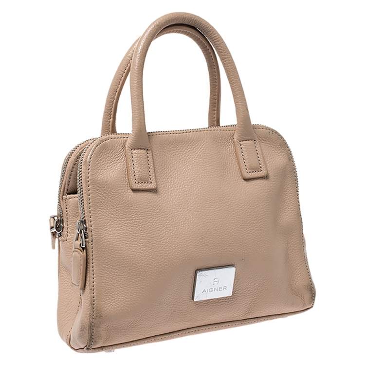 Pre Owned Aigner Beige Leather Double Zip Top Handle Bag