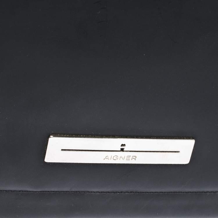 Pre Owned Aigner Black Matt Leather Logo Plaque Zip Tote