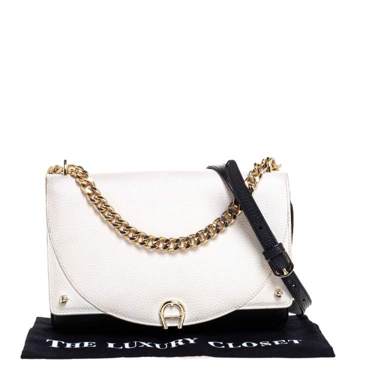 Pre Owned Aigner Black/White Leather Diaodara Shoulder Bag