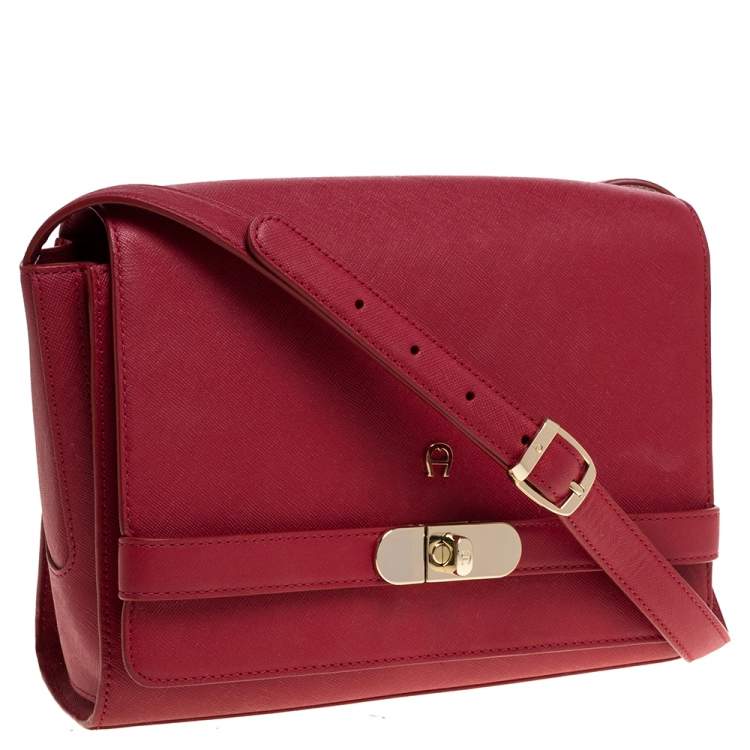 Aigner Red Leather Shoulder Bag Aigner | The Luxury Closet