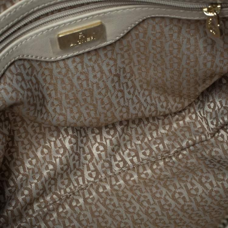 Pre Owned Aigner Cream Leather Wristlet Pouch