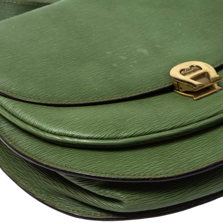 Pre Owned Aigner Green Leather Logo Flap Crossbody Bag 