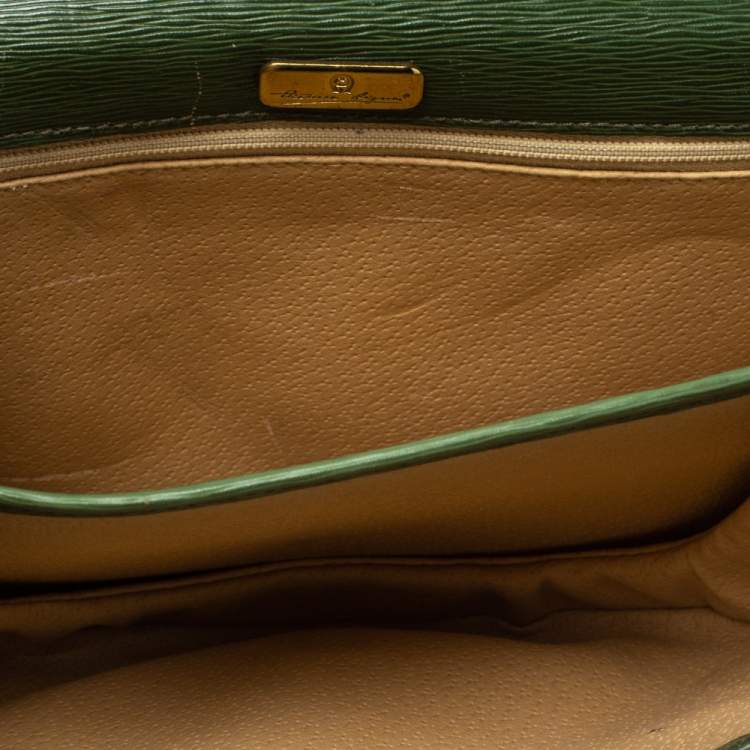 Pre Owned Aigner Green Leather Logo Flap Crossbody Bag 